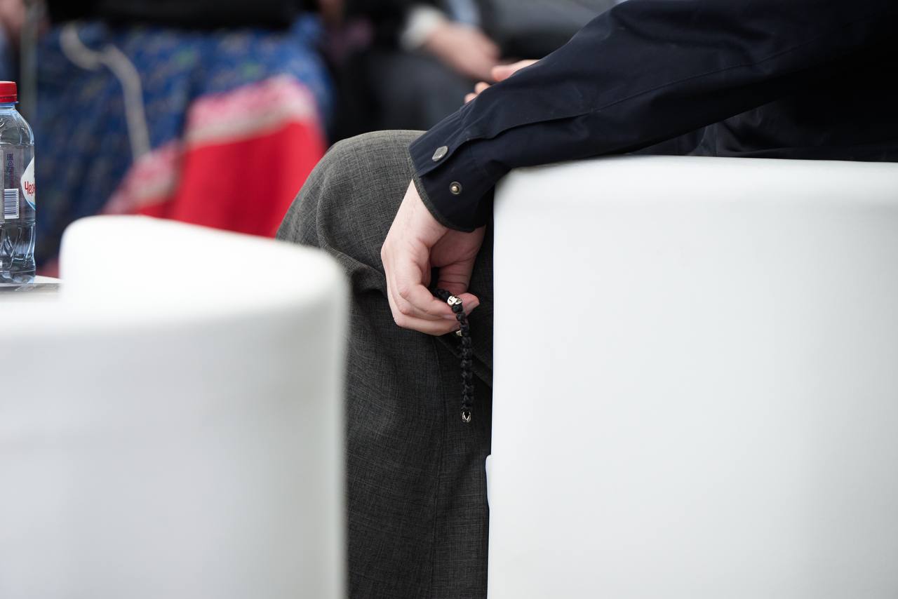 Сирош ленстройремонт. Дмитрий баскаков псков. Островский александр николаевич. Театр островского. Н 200 лет.