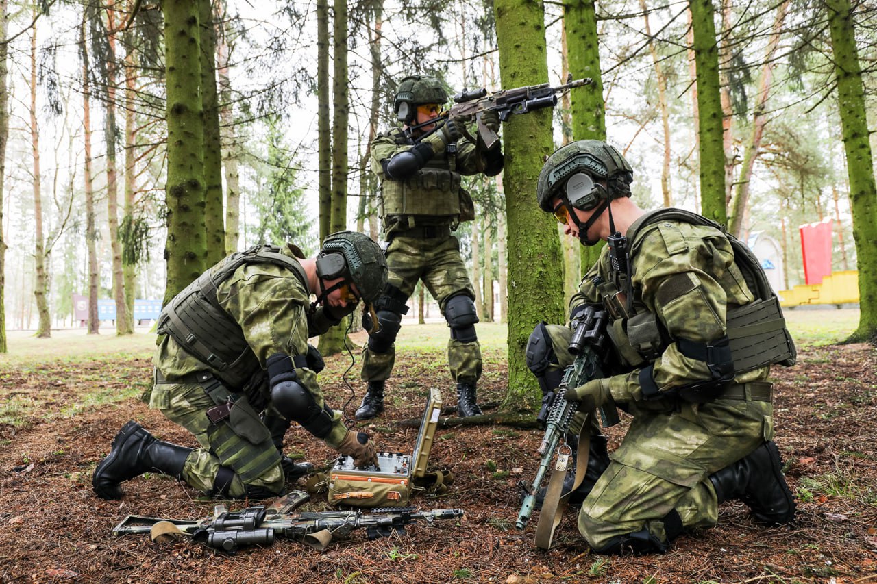 Цсн сенеж ссо. Спецназ вдв. Служба ссо по контракту. Цсн сенеж ссо. Цсн сенеж ссо.