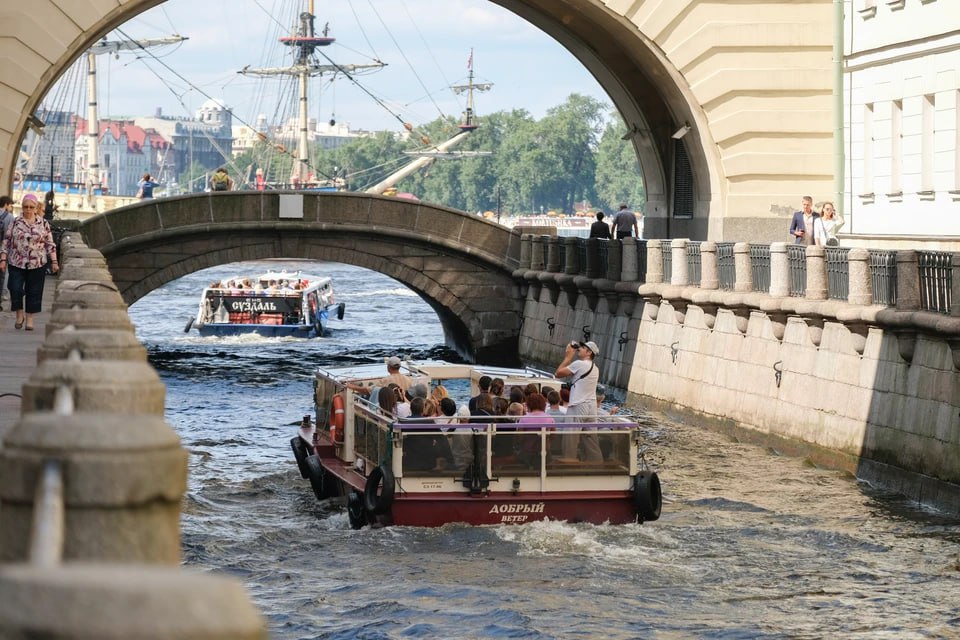 Водный канал в санкт петербурге