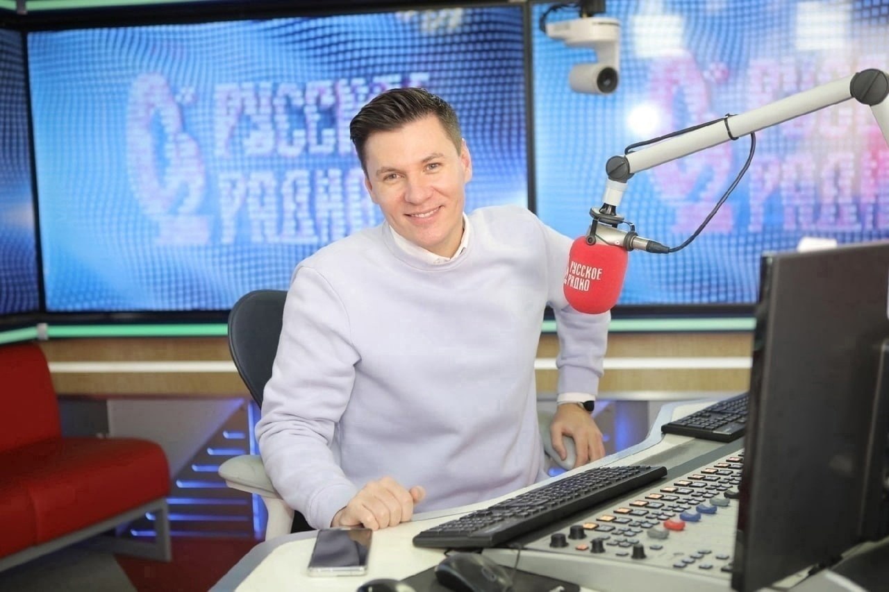 Дмитрий Олейник русское радио стол заказов