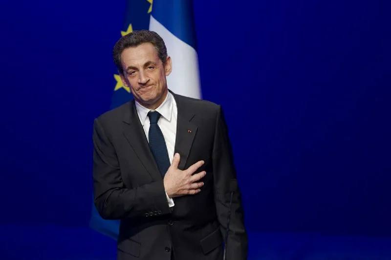 Sarkozy чаша. Саркози будет президентом. Саркози будет президентом. Саркози будет президентом. Николя саркози, 2007—2012.