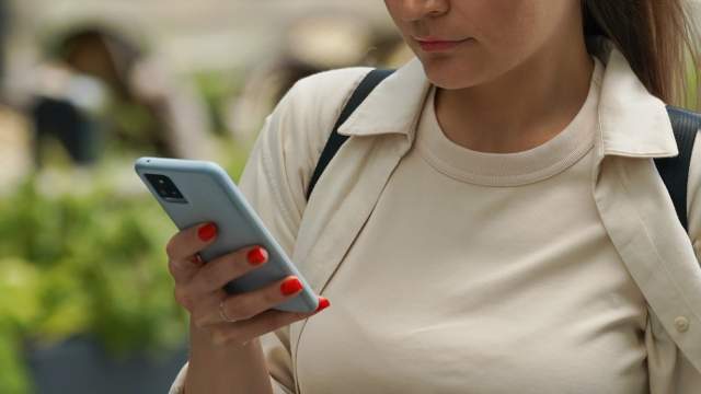 Эксперты отмечают значительный рост стоимости sms-уведомлений от отечественных банков