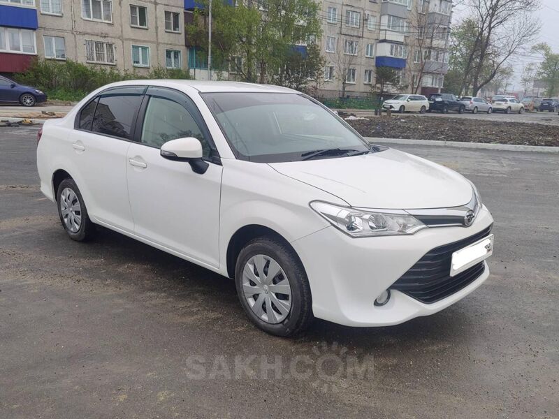 Toyota Axio 2016